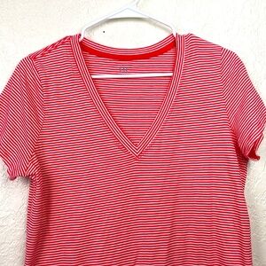 Gap v neck striped tee red and white